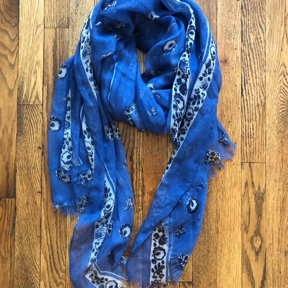 Super soft blue lightweight scarf
